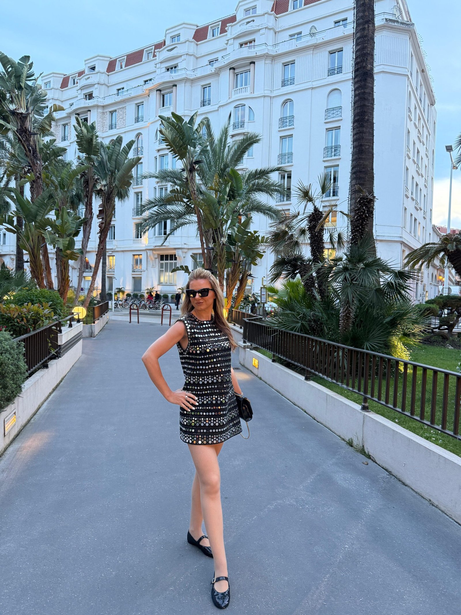 b16ec88c-bb3e-4fb4-bc2c-d148bf3d5ef4